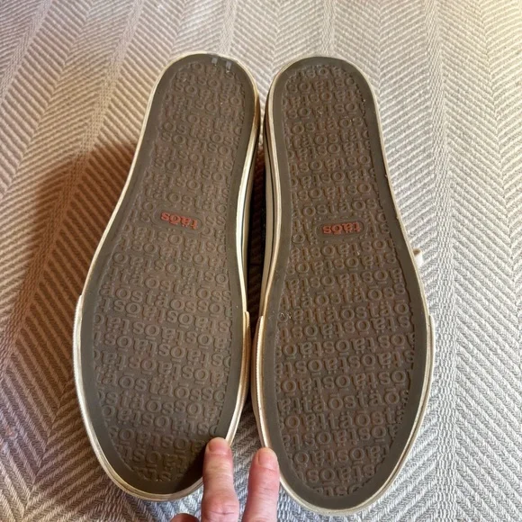 Taos Footwear Blue Floral Sneakers - Picture 9 of 11